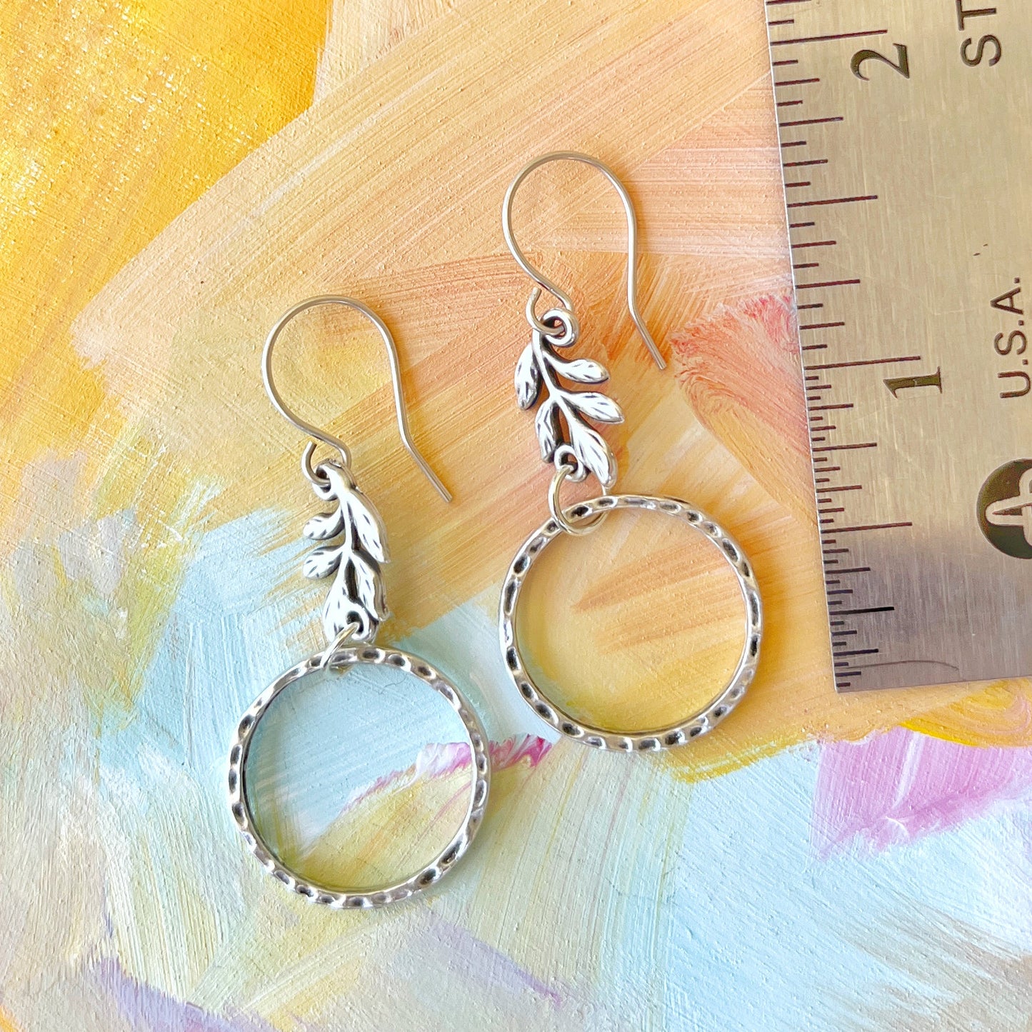 Leafy Charm Earrings - Autumn and Ro