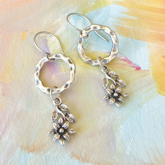 Floral Leaf Charm Earrings - Autumn and Ro