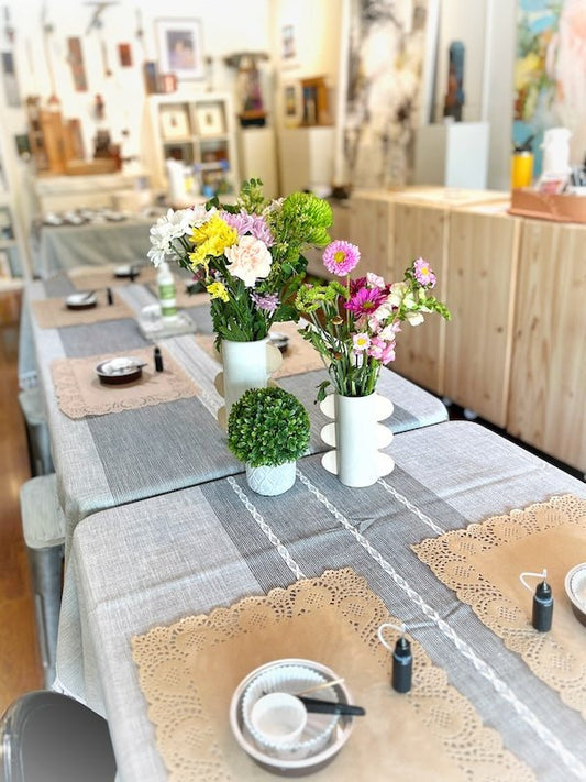 Resin Jewelry with Pressed Flowers Workshop - Autumn and Ro