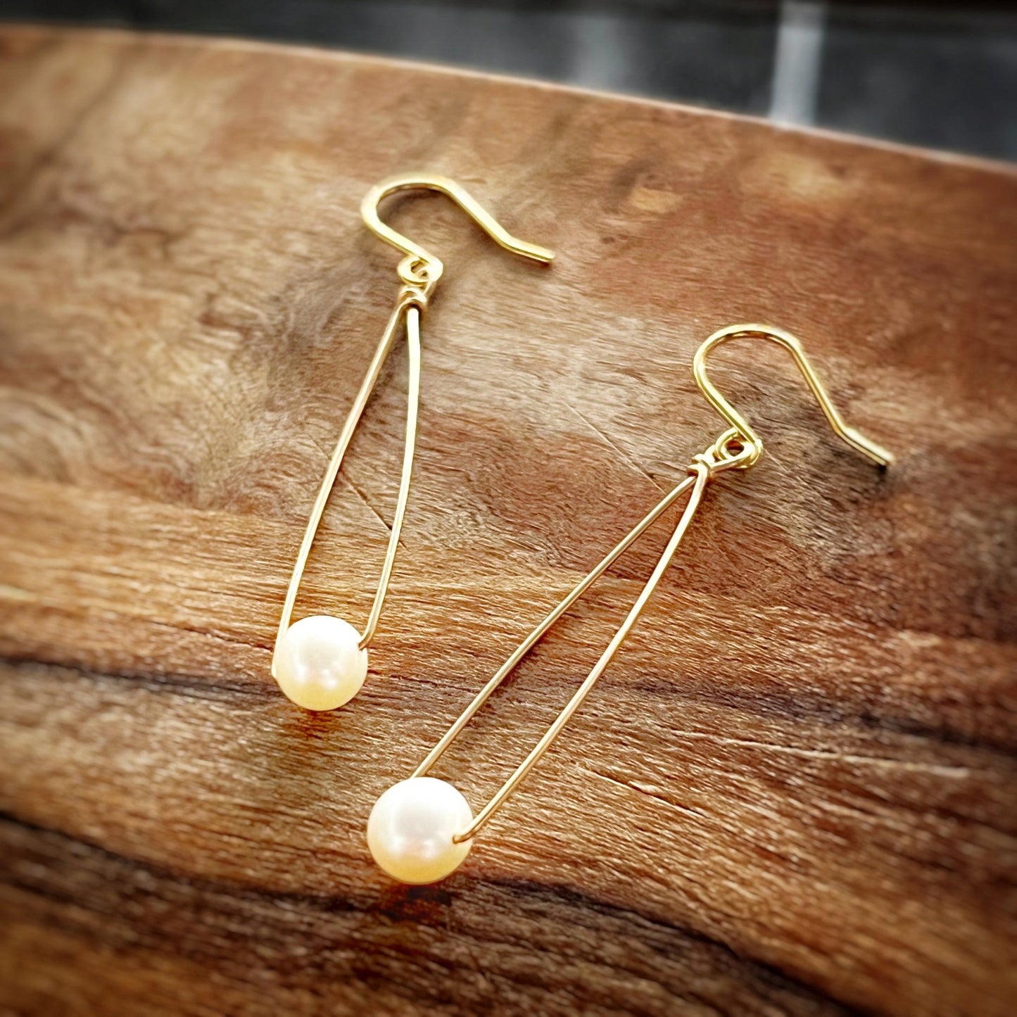 Simone Pearl Earrings - Gold-Fill - Autumn and Ro